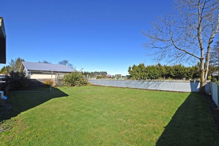 Photo of property in 28 Great North Road, Winton, 9720