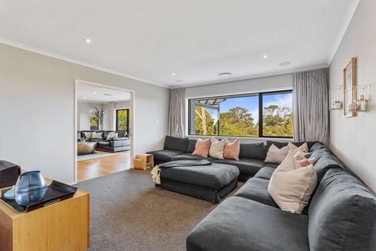 Photo of property in 108 Vaughans Road, Long Bay, Albany, 0792