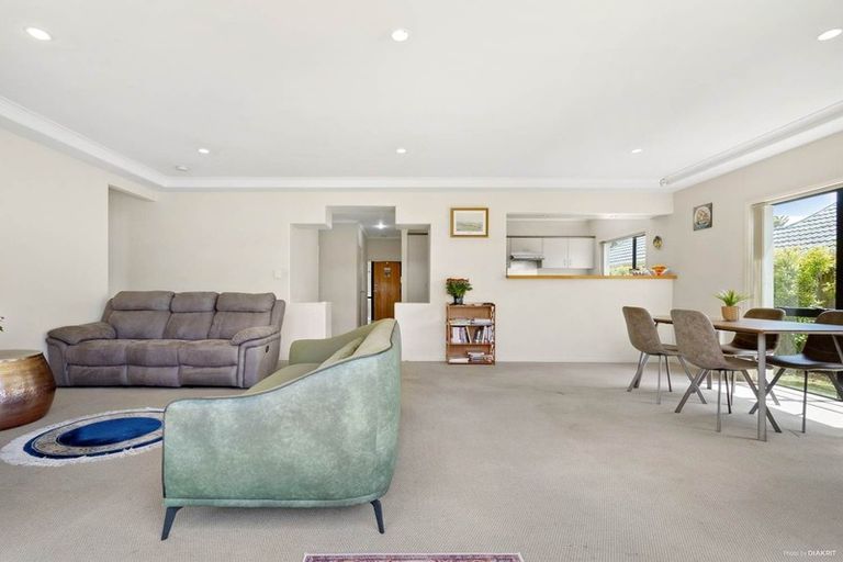 Photo of property in 10 Sheddings Lane, East Tamaki, Auckland, 2016