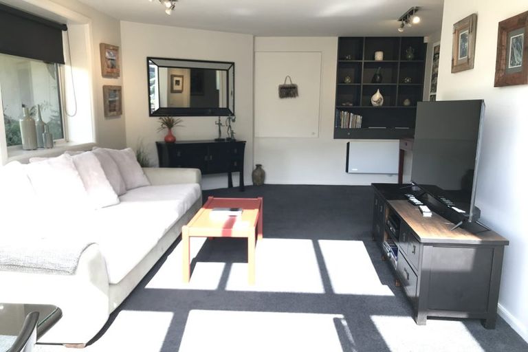 Photo of property in 8 Ocean View Terrace, Sumner, Christchurch, 8081