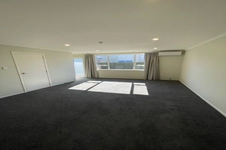 Photo of property in 5/25 Newnham Terrace, Upper Riccarton, Christchurch, 8041