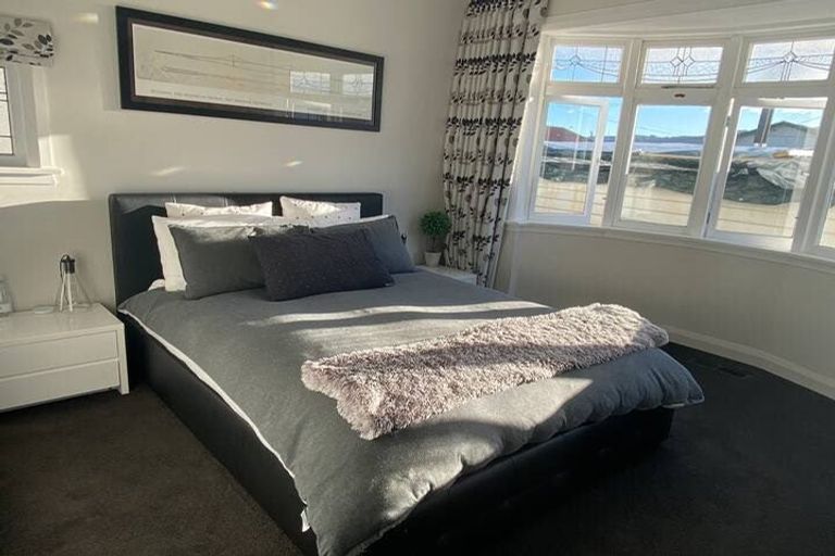 Photo of property in 10 Plunket Avenue, Petone, Lower Hutt, 5012