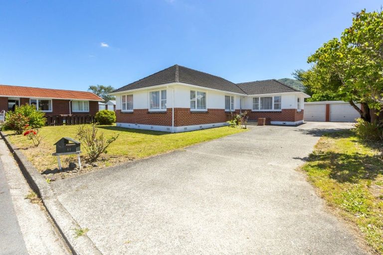Photo of property in 61 Kashmir Avenue, Clouston Park, Upper Hutt, 5018