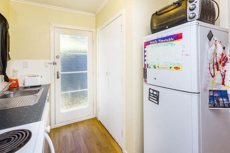 Photo of property in 99a Bird Grove, Stokes Valley, Lower Hutt, 5019