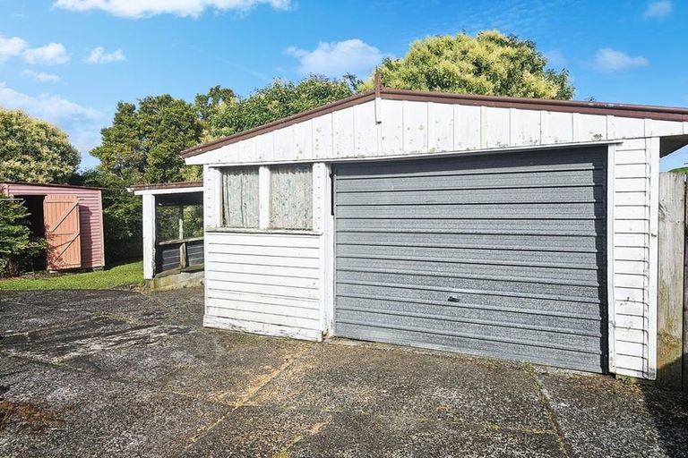 Photo of property in 7 West Coast Road, Glen Eden, Auckland, 0602