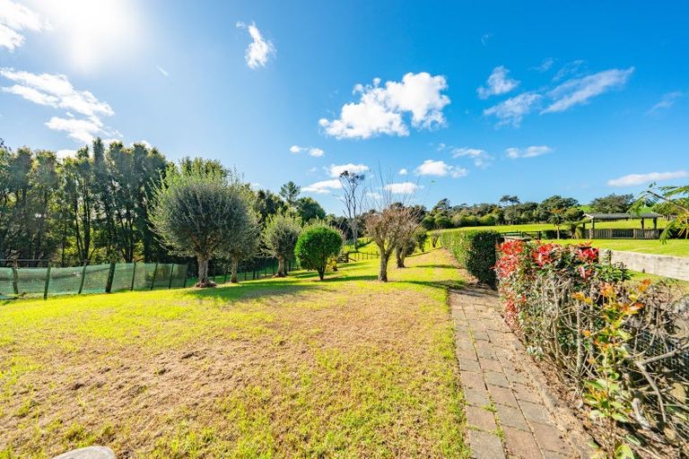 Photo of property in 58 Arrowsmith Road, Waitakere, Henderson, 0782