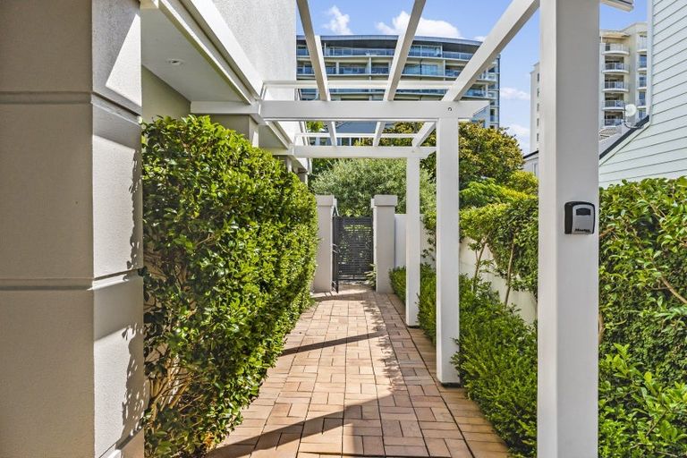 Photo of property in 3 Joseph Banks Terrace, Remuera, Auckland, 1050