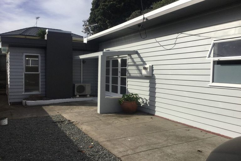 Photo of property in 23 Sweetman Avenue, Paraparaumu Beach, Paraparaumu, 5032