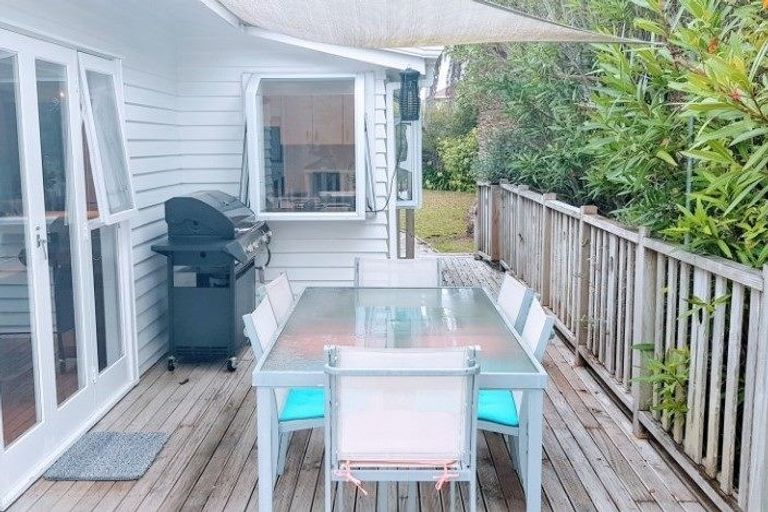 Photo of property in 1/18 Firth Road, Torbay, Auckland, 0630