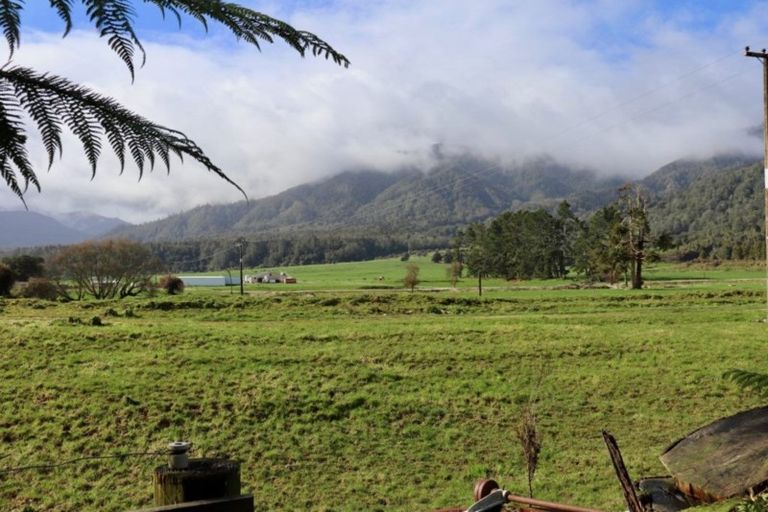 Photo of property in 406 Arapito Road, Karamea, 7893