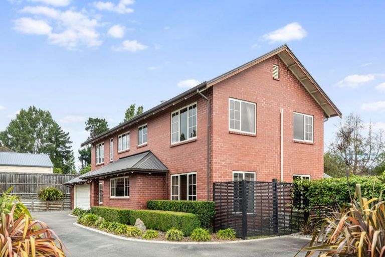 Photo of property in 9 Strathmore Gardens, Burwood, Christchurch, 8061