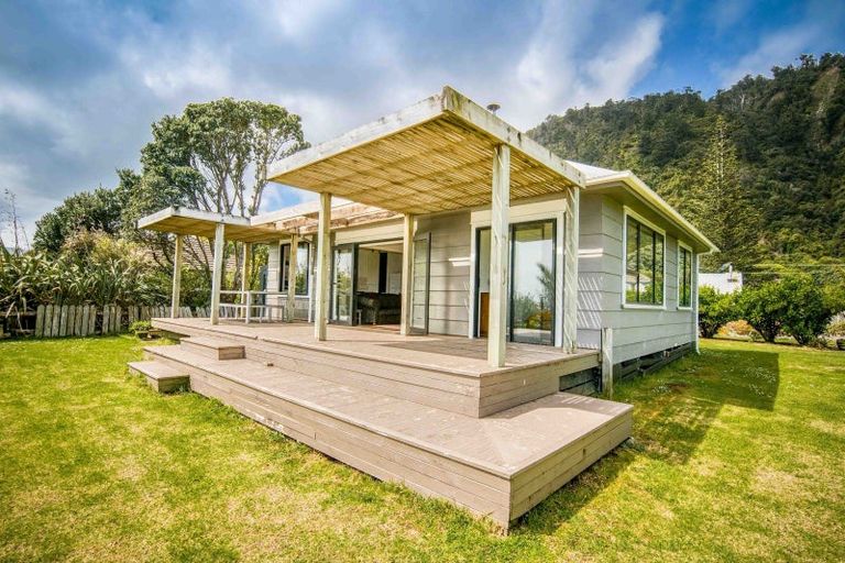 Photo of property in 57 New Road, Granity, 7823