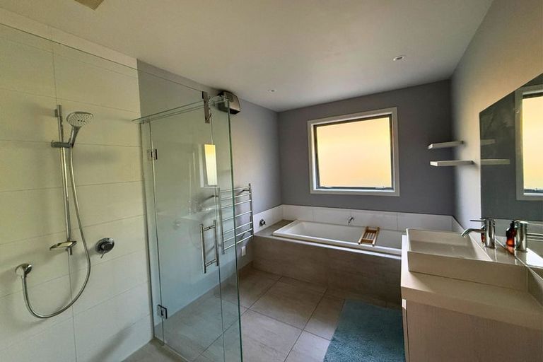 Photo of property in 63 Minaret Ridge, Wanaka, 9305