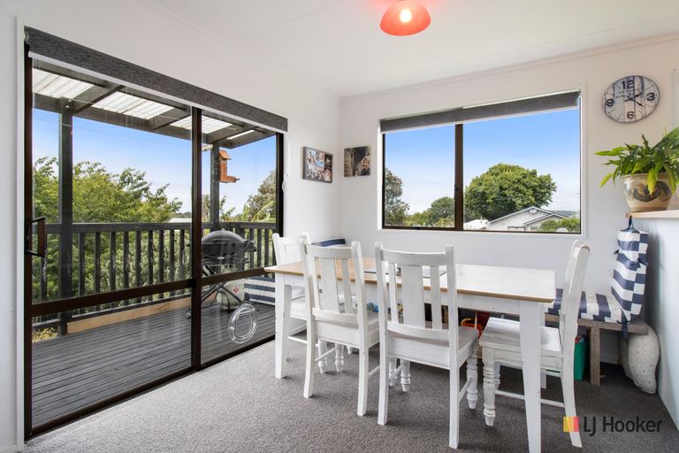 Photo of property in 2 Nathan Place, Athenree, Katikati, 3177