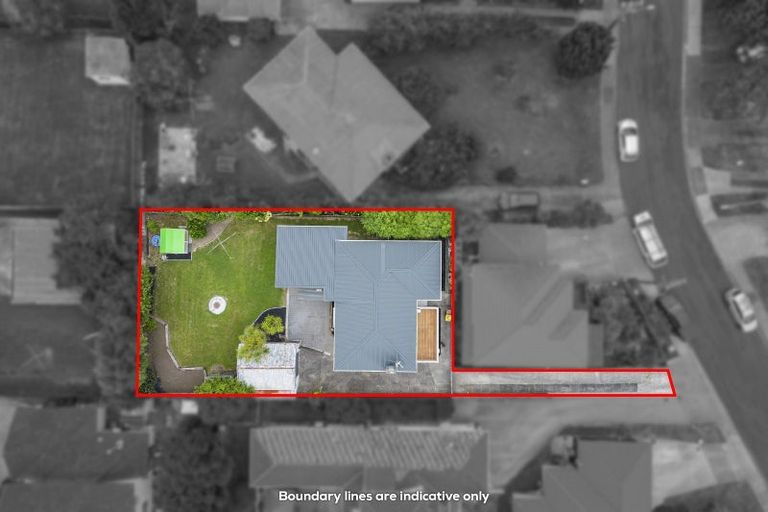 Photo of property in 18 O'halloran Road, Howick, Auckland, 2014