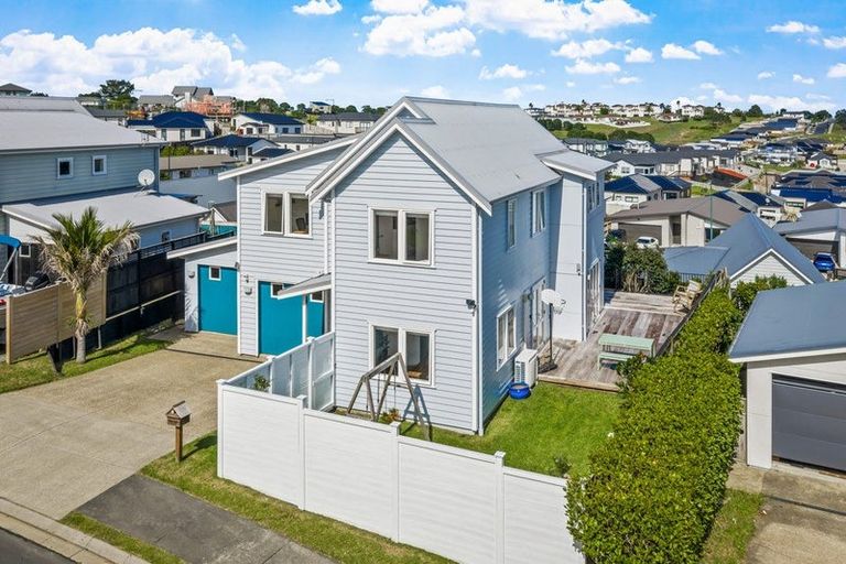 Photo of property in 7 Harwich Court, Gulf Harbour, Whangaparaoa, 0930