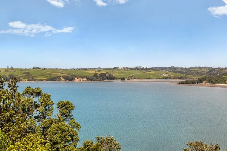 Photo of property in 44a Kestrel Heights, Arkles Bay, Whangaparaoa, 0932