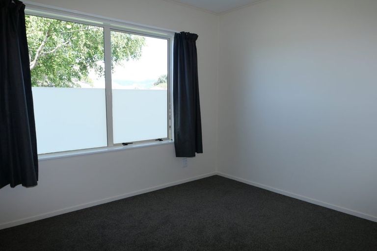 Photo of property in 34 Rosewood Place, Paraparaumu, 5032