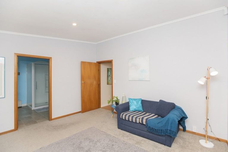 Photo of property in 74 Gaddums Hill Road, Outer Kaiti, Gisborne, 4010