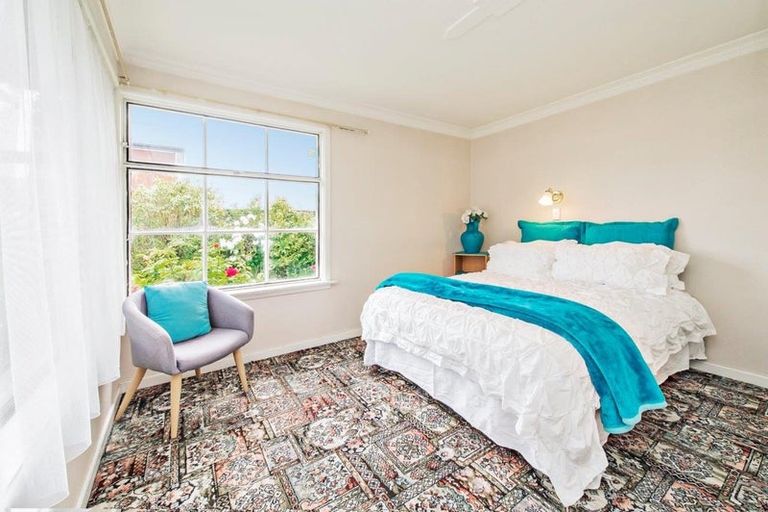 Photo of property in 16 Bradshaw Terrace, Riccarton, Christchurch, 8011