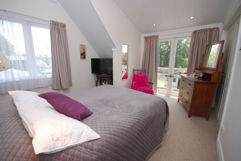 Photo of property in 68 Matuku Street, Two Mile Bay, Taupo, 3330