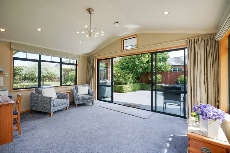 Photo of property in 60 Glenroy Park Drive, Waikiwi, Invercargill, 9810