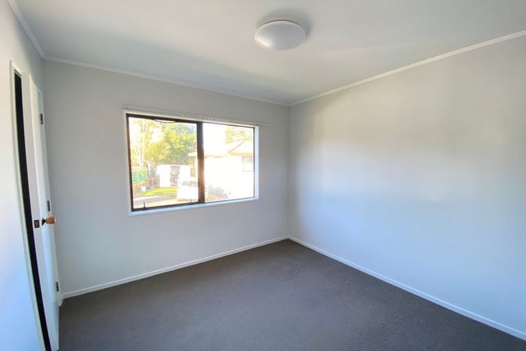 Photo of property in 25 Alidade Place, Massey, Auckland, 0614