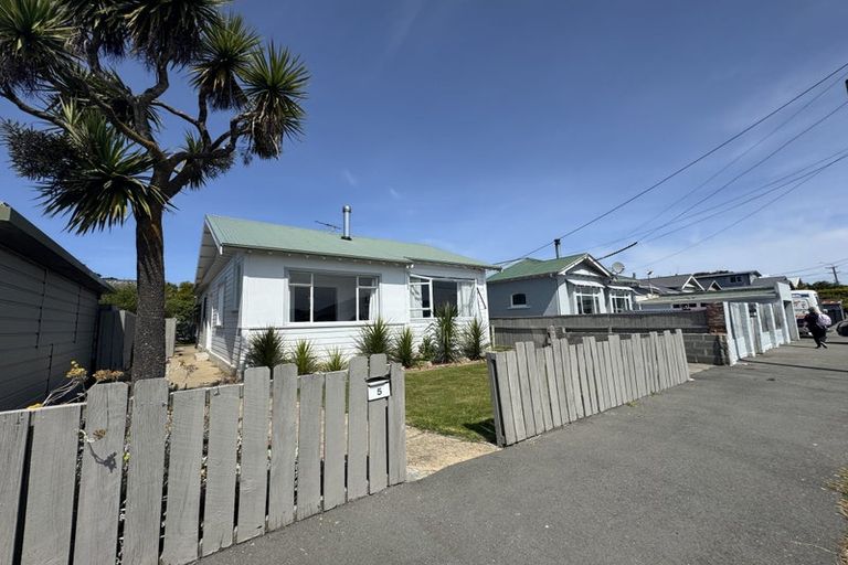 Photo of property in 5 Crest Street, Tainui, Dunedin, 9013