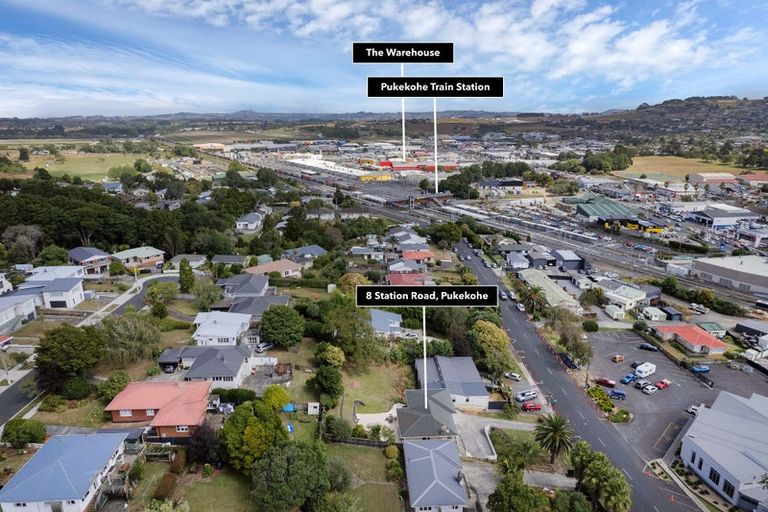 Photo of property in 8 Station Road, Pukekohe, 2120