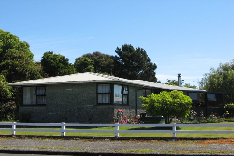 Photo of property in 30 Eastons Road, Westport, 7825