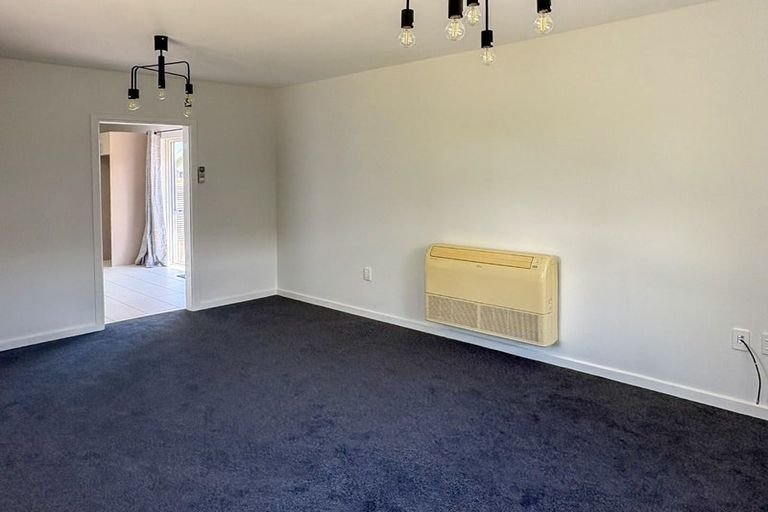 Photo of property in 45 Charlcott Street, Burnside, Christchurch, 8053