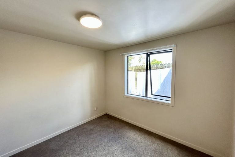 Photo of property in 56 Saintly Lane, Avondale, Auckland, 0600