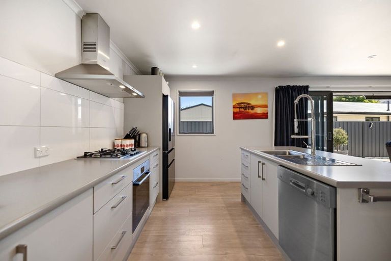 Photo of property in 2 Preston Drive, Arrowtown, 9302