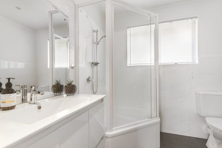 Photo of property in 1/63 Zita Maria Drive, Massey, Auckland, 0614