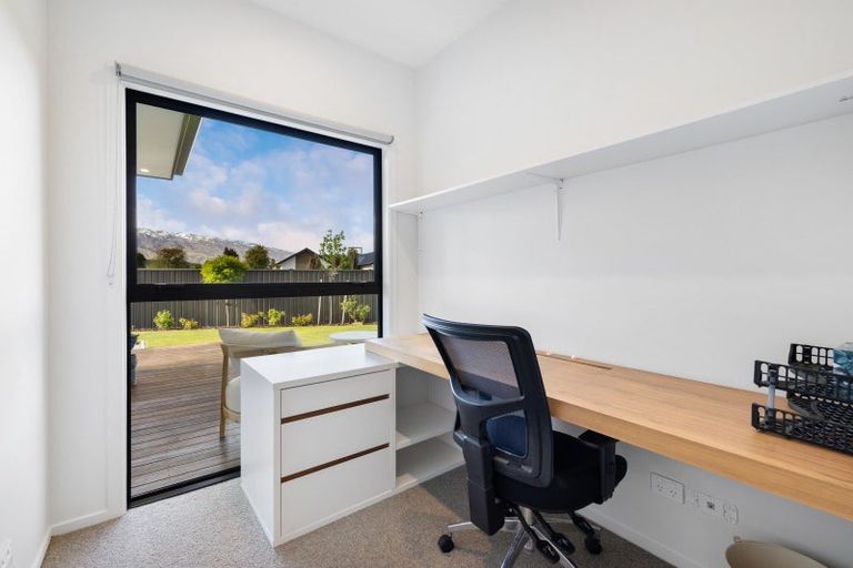 Photo of property in 16 Travertine Street, Cromwell, 9310