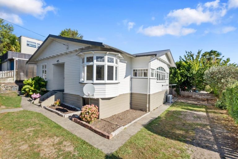 Photo of property in 2 Alfred Street, Nelson South, Nelson, 7010