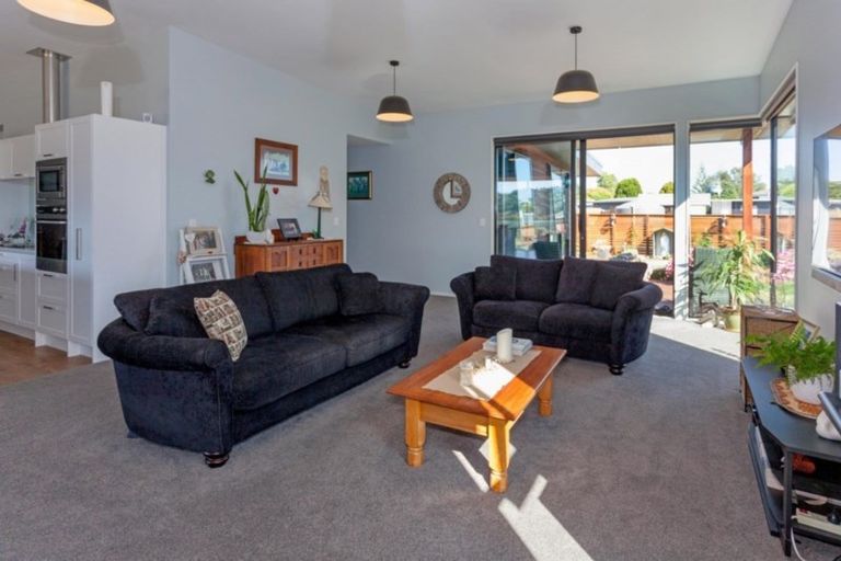 Photo of property in 26 Admiral Drive, Cooks Beach, Whitianga, 3591