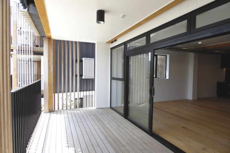 Photo of property in 8/167 Hobsonville Point Road, Hobsonville, Auckland, 0616