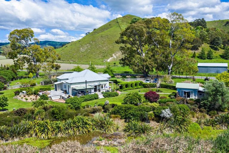 Photo of property in 223 Taurau Valley Road, Manutuke, 4072