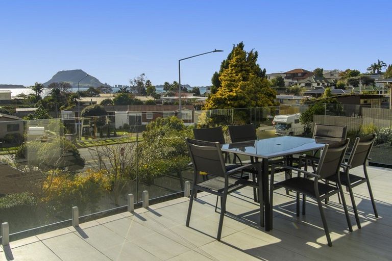 Photo of property in 230a Ngatai Road, Otumoetai, Tauranga, 3110