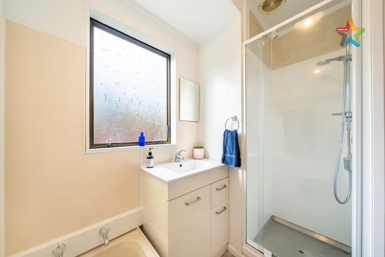 Photo of property in 12 Kennedy Grove, Stokes Valley, Lower Hutt, 5019