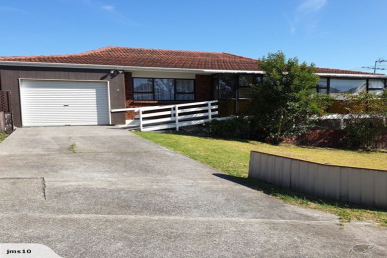 Photo of property in 2/87 Cook Street, Howick, Auckland, 2014