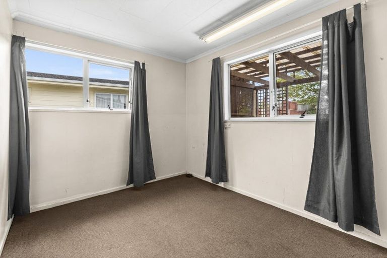 Photo of property in 8 Ranfurly Street, Tamatea, Napier, 4112