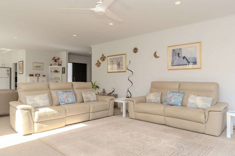 Photo of property in 15 Sarawak Drive, Kerikeri, 0230