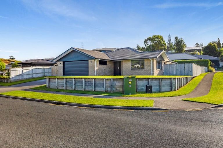 Photo of property in 40 Fernbrook Drive, Hurworth, New Plymouth, 4310