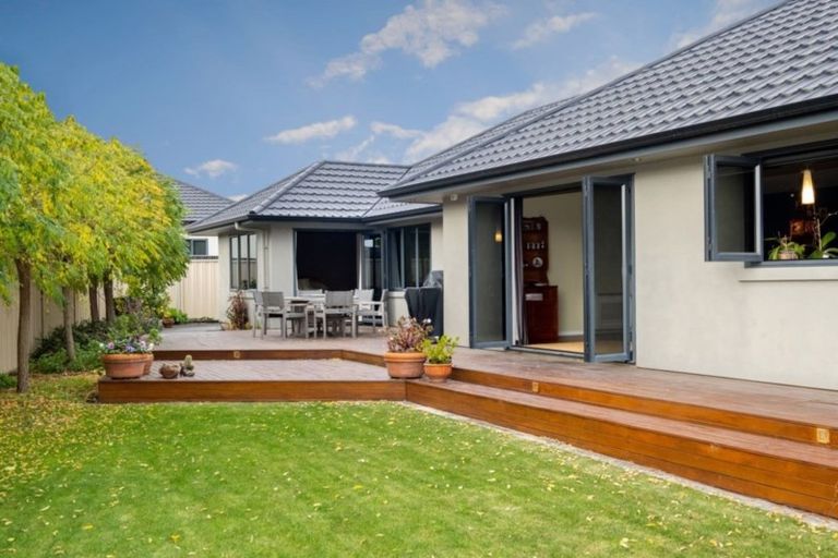 Photo of property in 21 Fairview Place, Havelock North, 4130