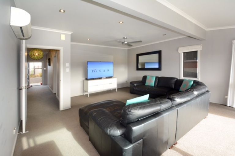 Photo of property in 90 Mornington Road, Kenmure, Dunedin, 9011