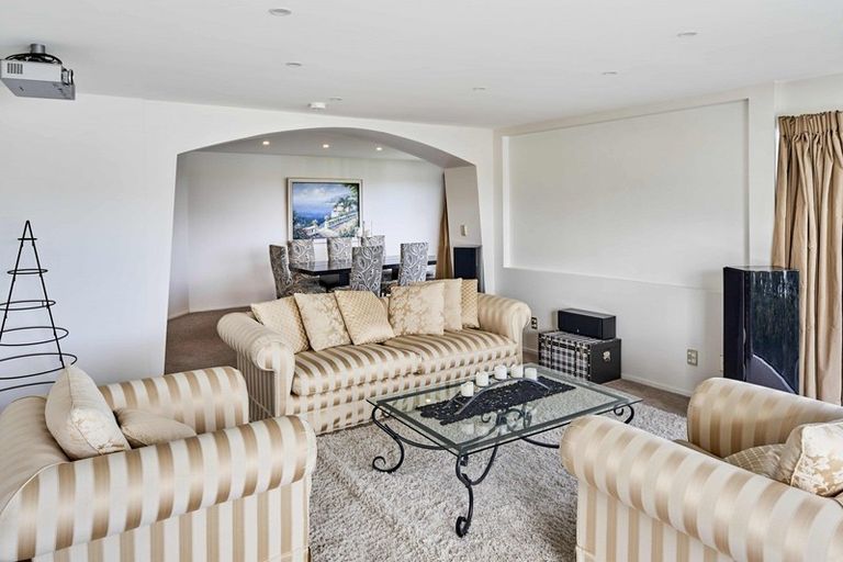 Photo of property in 17 Bowsprit Way, Whitby, Porirua, 5024