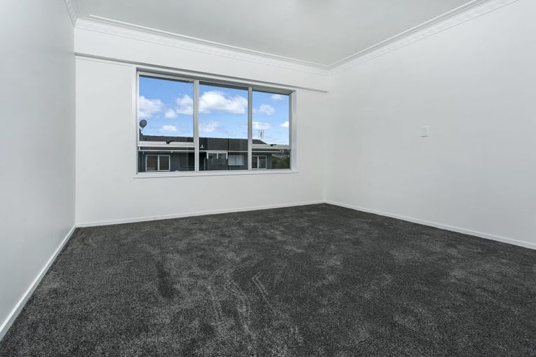 Photo of property in 1/169 Forrest Hill Road, Forrest Hill, Auckland, 0620