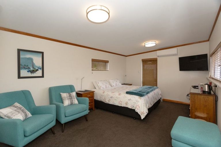 Photo of property in 33 Wellington Street, Enfield, Oamaru, 9491